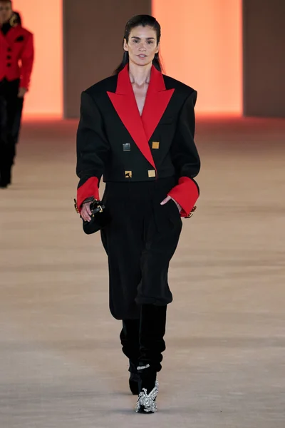 Look 77